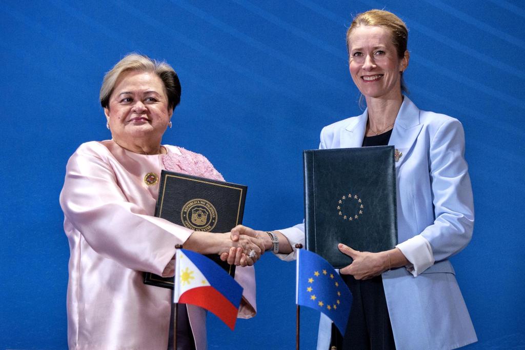 La UE y Filipinas acuerdan fortalecer sus lazos políticos y económicos con vista a un TLC
