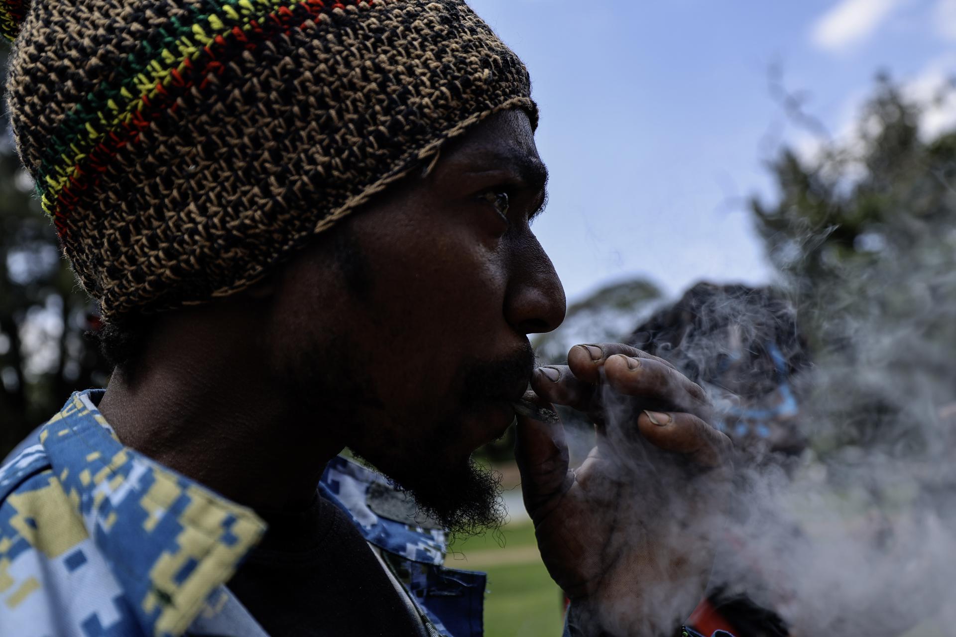 La Justicia de Kenia rechaza permitir el uso religioso del cannabis a los rastafaris