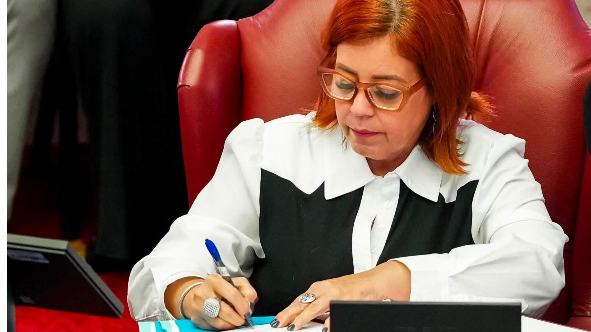 Senadora Pérez Soto busca eliminar «zonas grises» en la investigación de crímenes en prisión