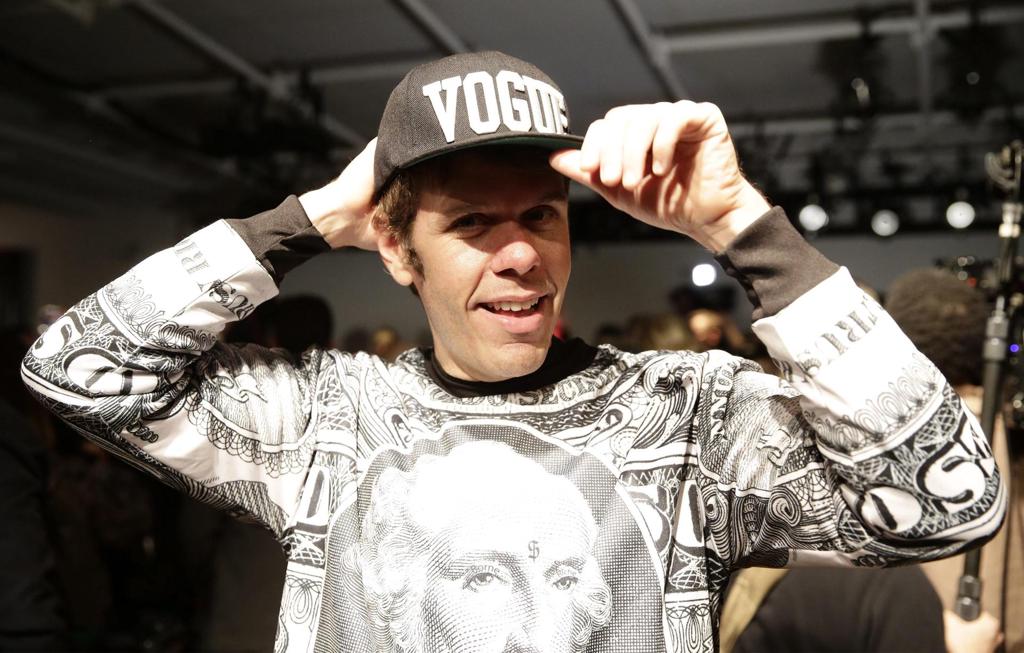 Perez Hilton, trasladado a un hospital tras emitir en directo un intento de autolesión