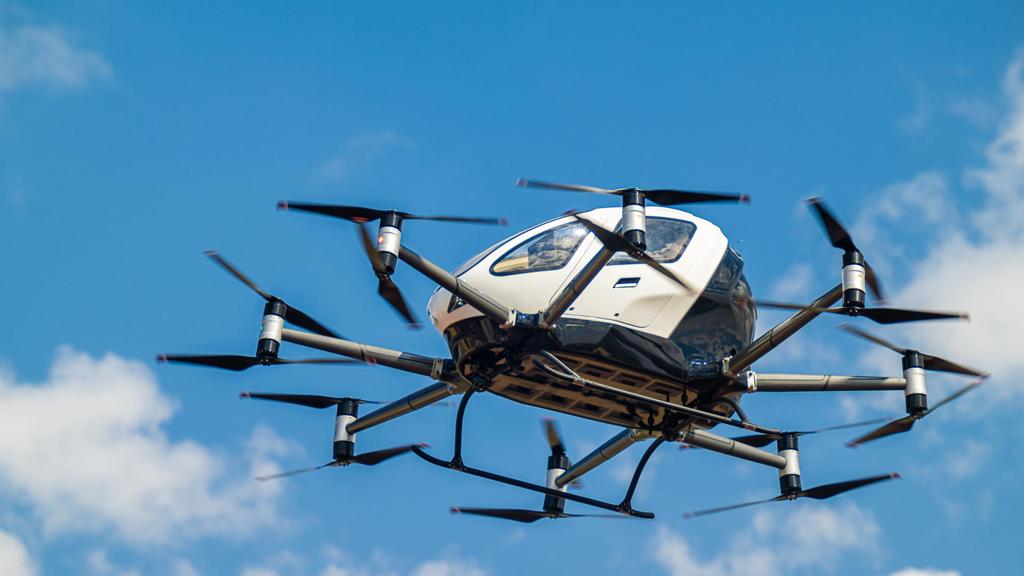 Primer vuelo con pasajero de un dron taxi en la historia de Kazajistán