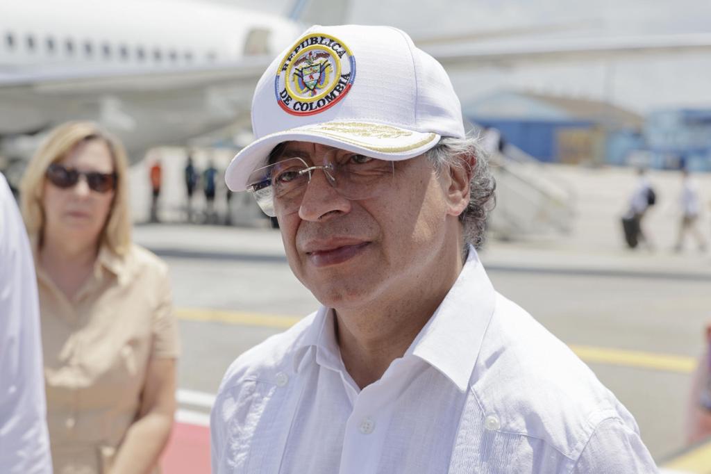 Petro cierra su visita a Cuba con un llamado a «construir soluciones a problemas comunes”