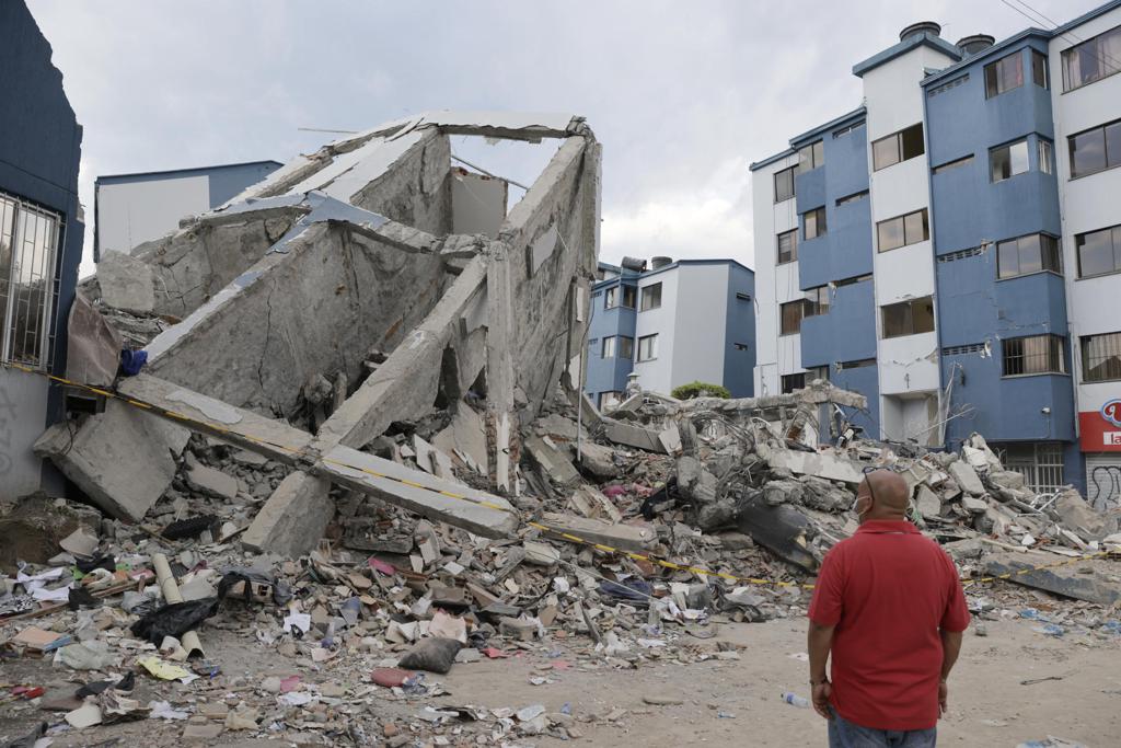 Aumenta a 294 el número de muertos y a 320 el de desaparecidos por terremoto en Colombia