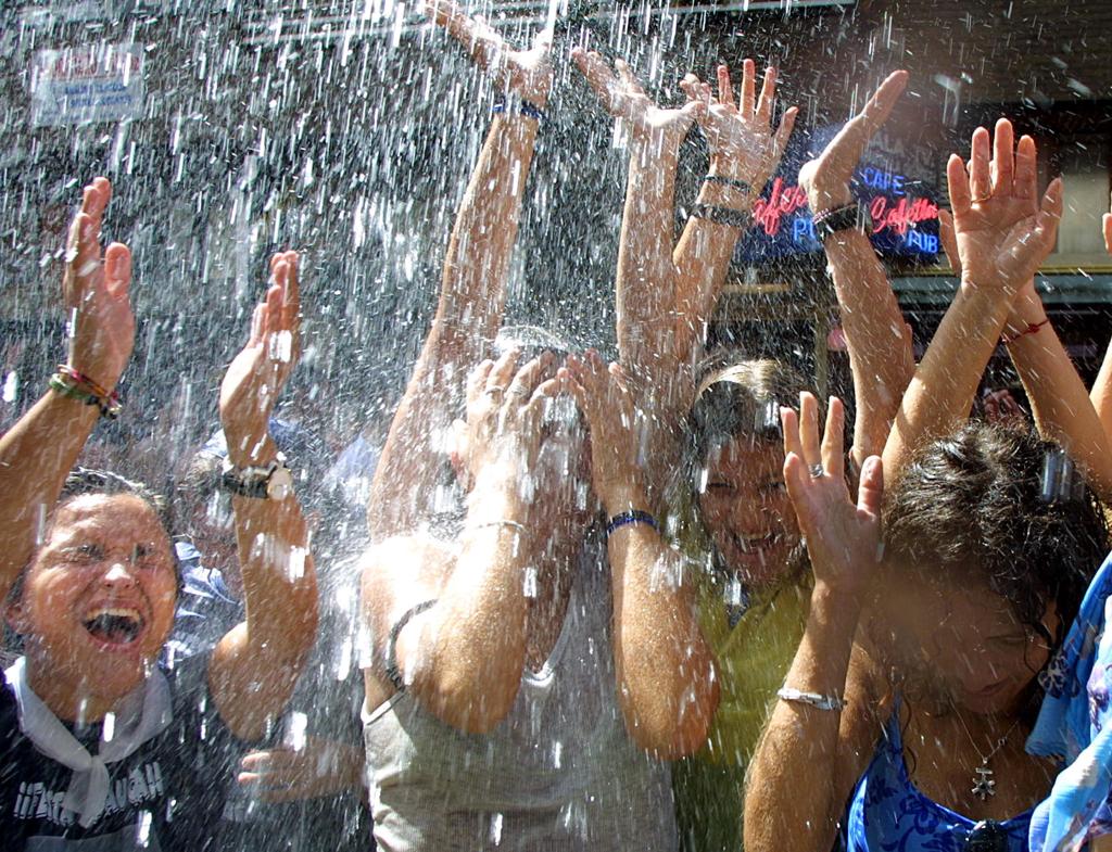Vendimia, agua, gaitas y tradición: la España rural está de fiesta este fin de semana