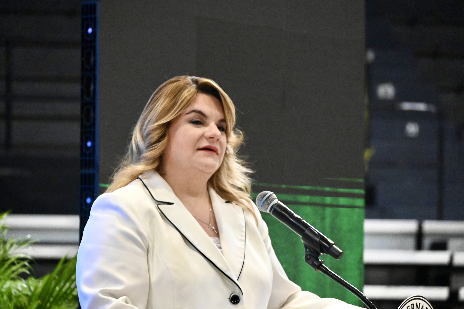 Jennifer González