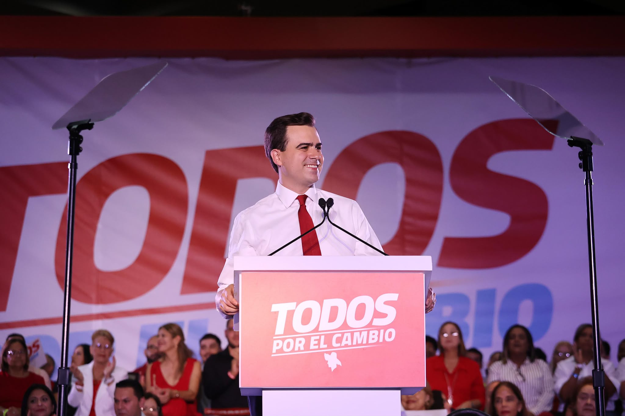 Pablo José convierte los escándalos del gobierno en eje de su mensaje político