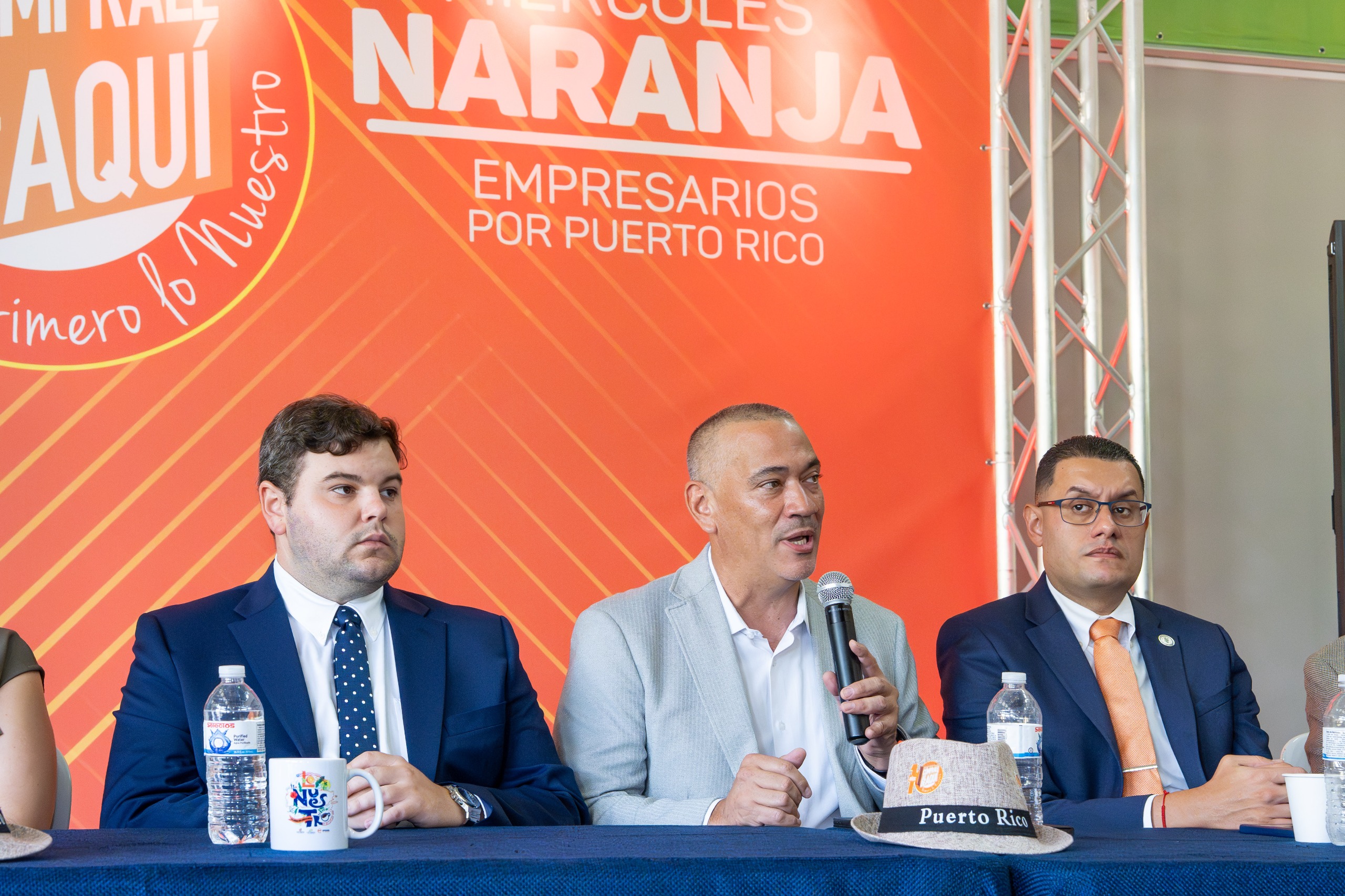 Hacen llamado a "comprar local" para impulsar el comercio esta Navidad