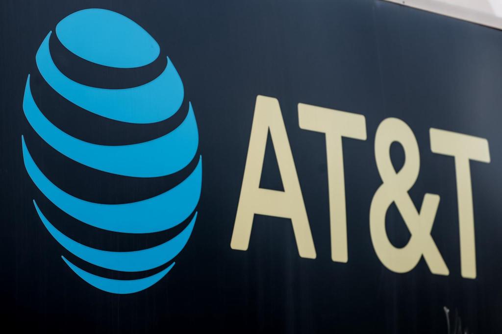 Televisa y Fintech acuerdan comprar AT&T México por 2.000 millones de dólares