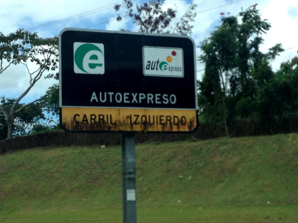 Numerosos usuarios de AutoExpreso confrontan dificultades para acceder a sus cuentas